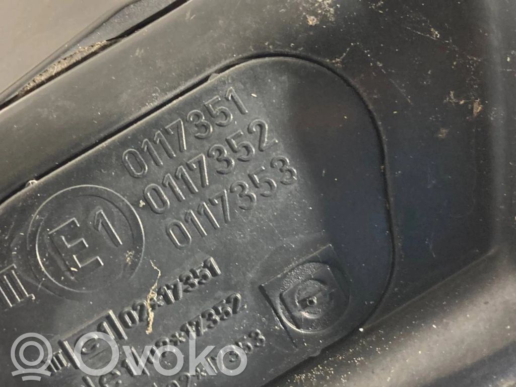 Spogulis (elektriski vadāms)