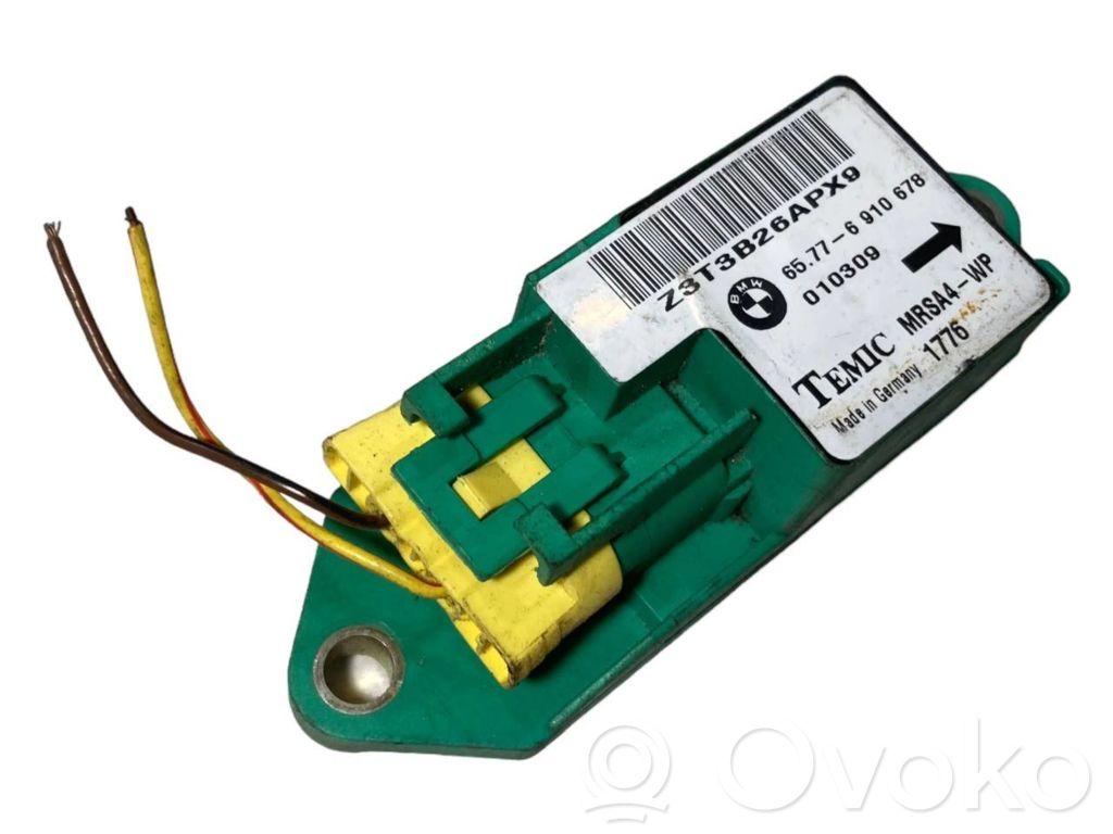 Airbag impact sensor