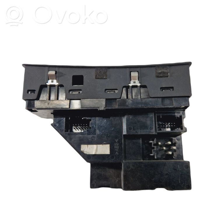 Power window switch