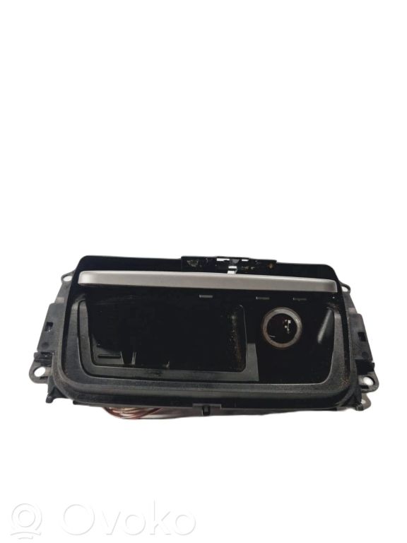 Cita veida salona detaļa