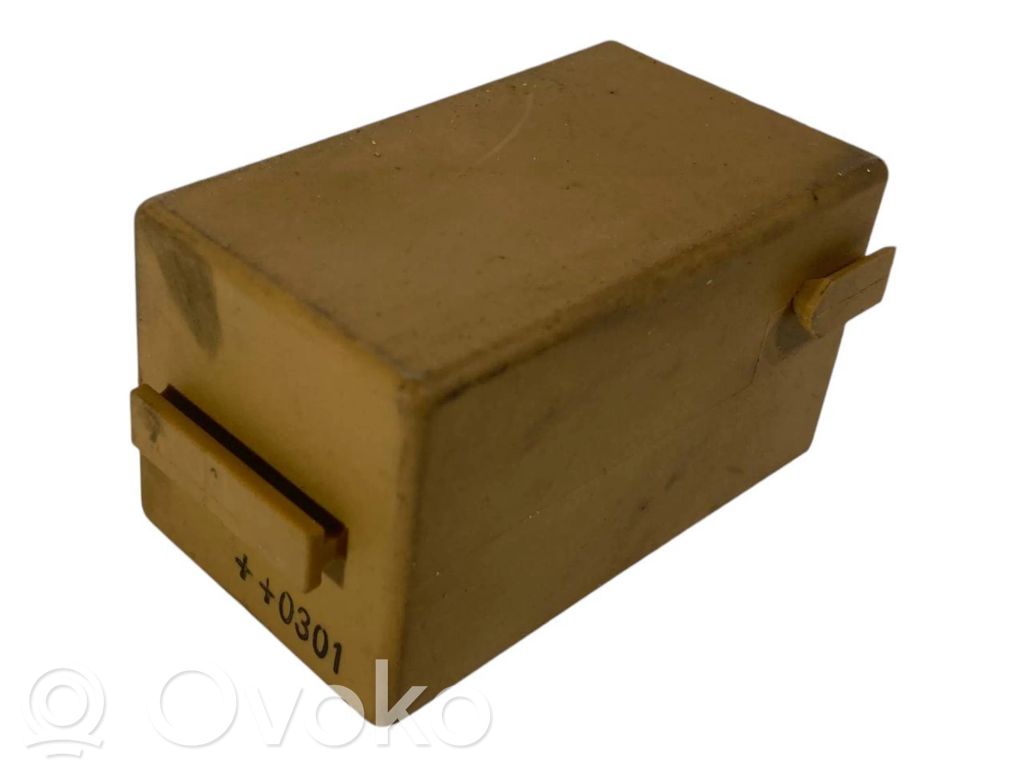 Window wiper relay