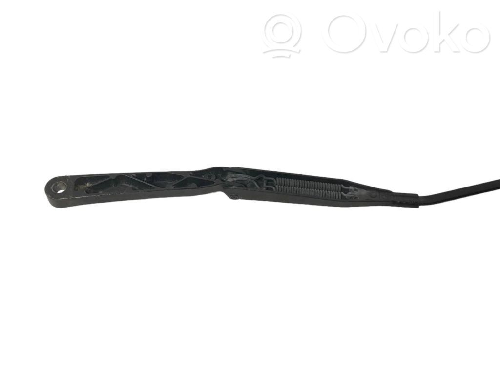 Windshield wiper arm