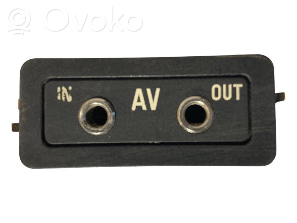 AUX savienotājs