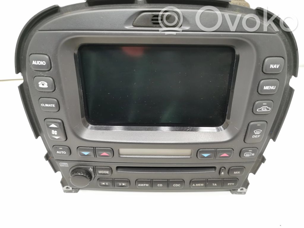 Radio / CD/DVD atskaņotājs / navigācija
