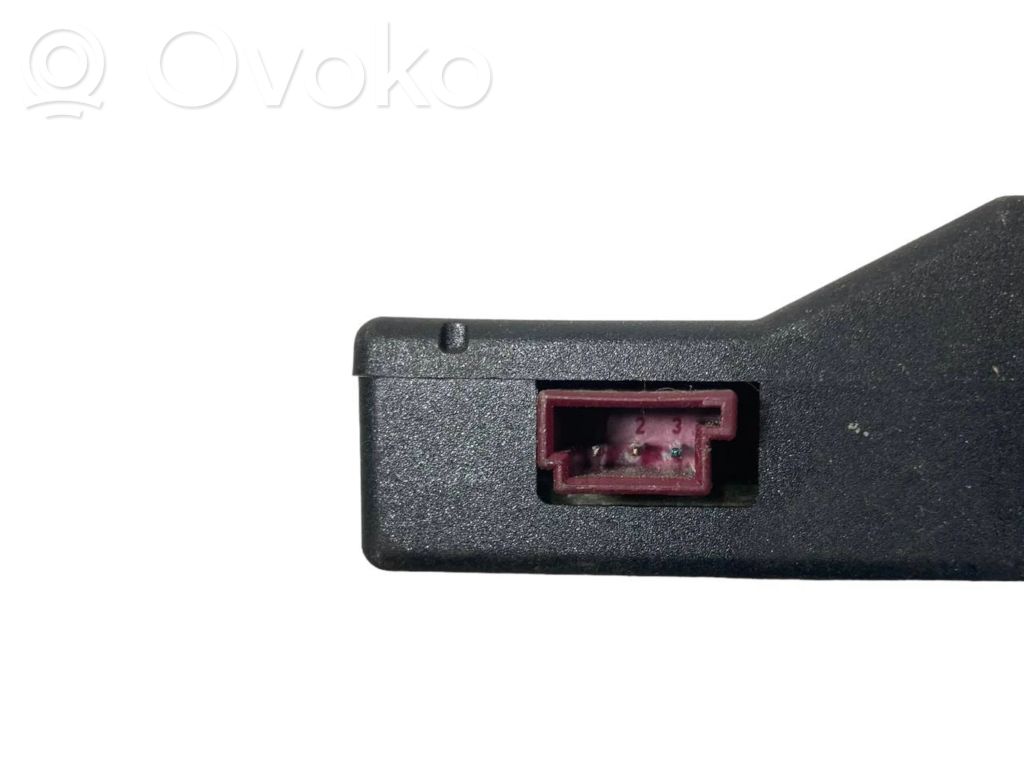 Antenna amplifier