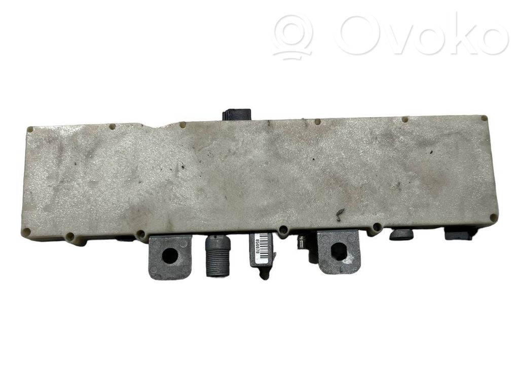 Antenna amplifier