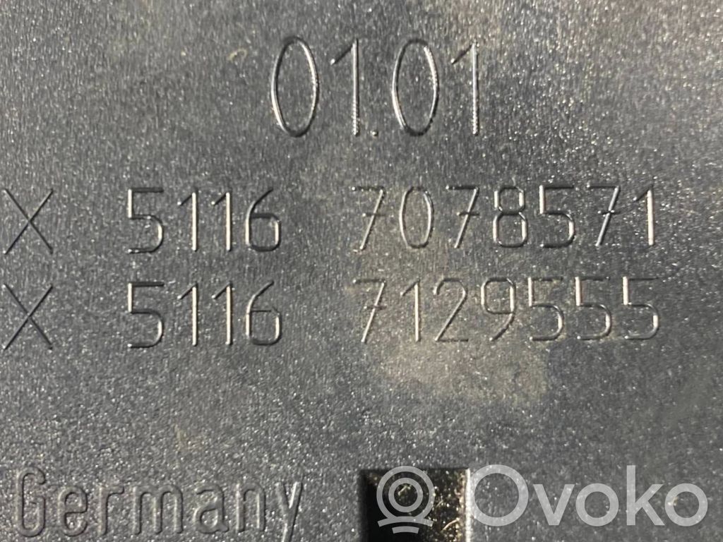 Pelnutrauks (priekšā)