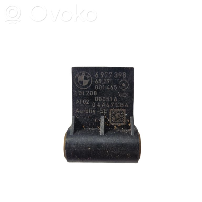 Gaisa spilvenu trieciensensors