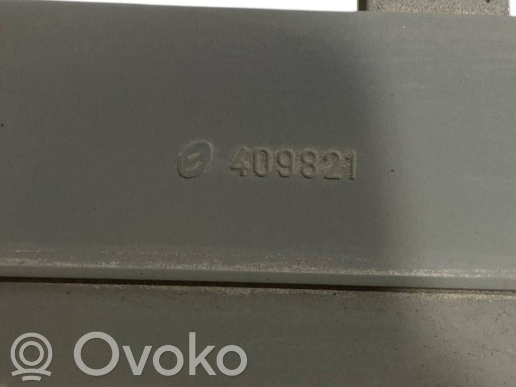 Papildu bremžu signāla lukturis