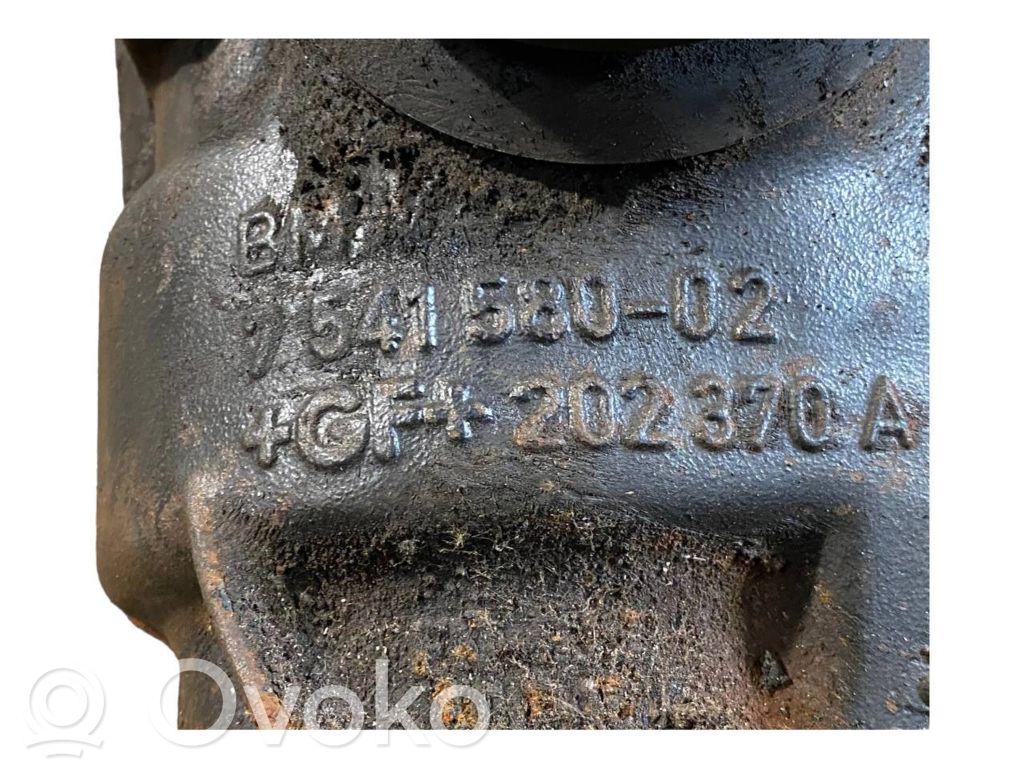 Aizmugurējais reduktors