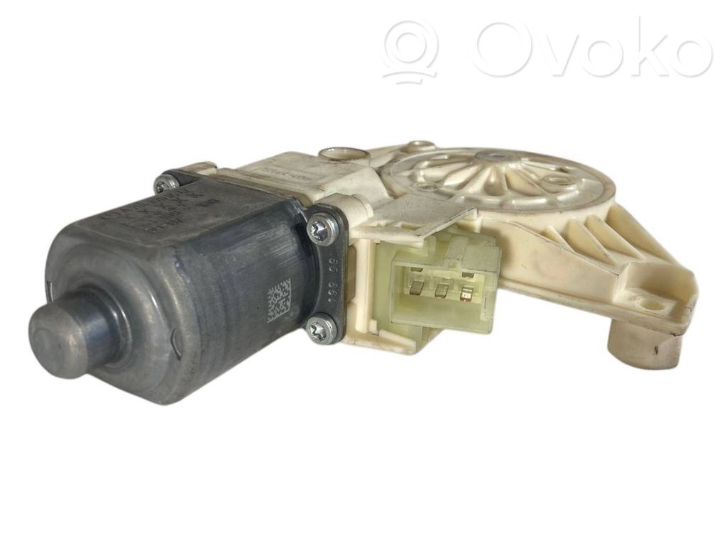 Rear window lifter motor