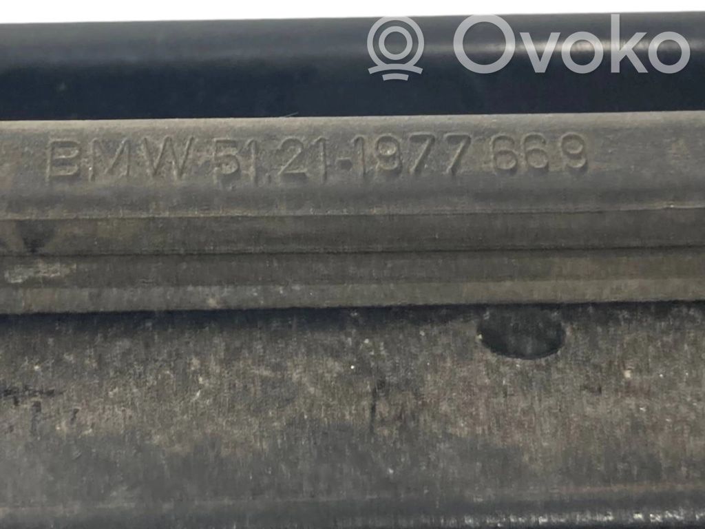 External opening handle