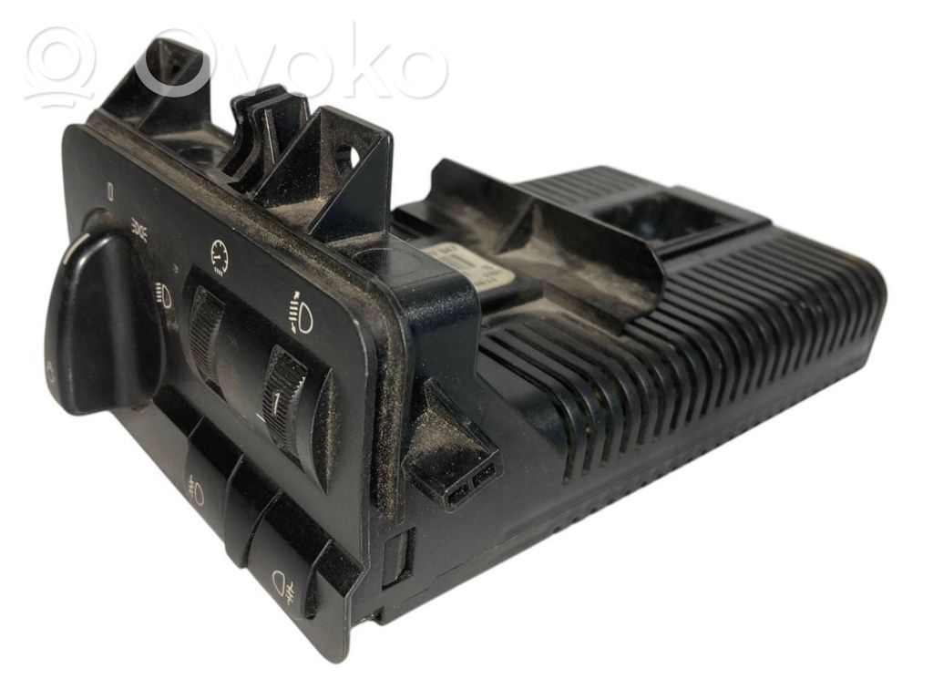 Headlight switch