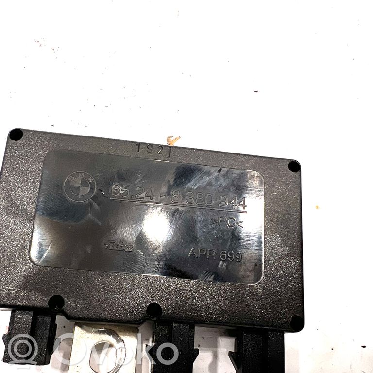 Antenna amplifier