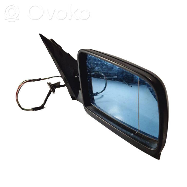 Mirror (electrically controlled)