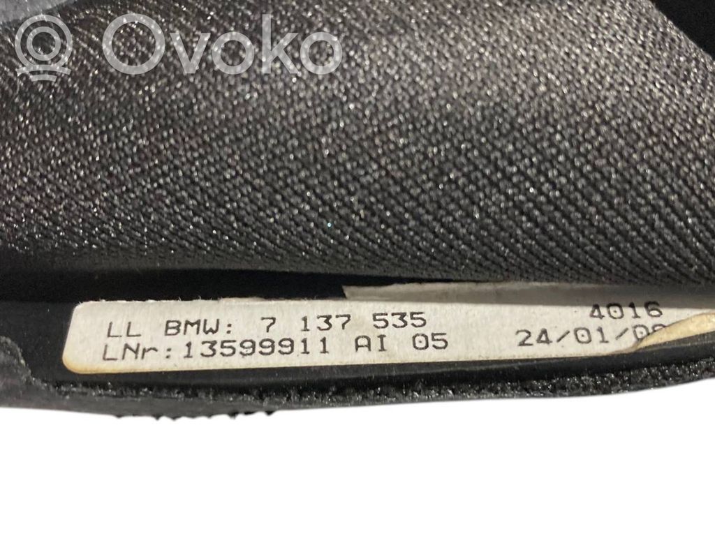 Rokas bremzes dekoratīvā apdare