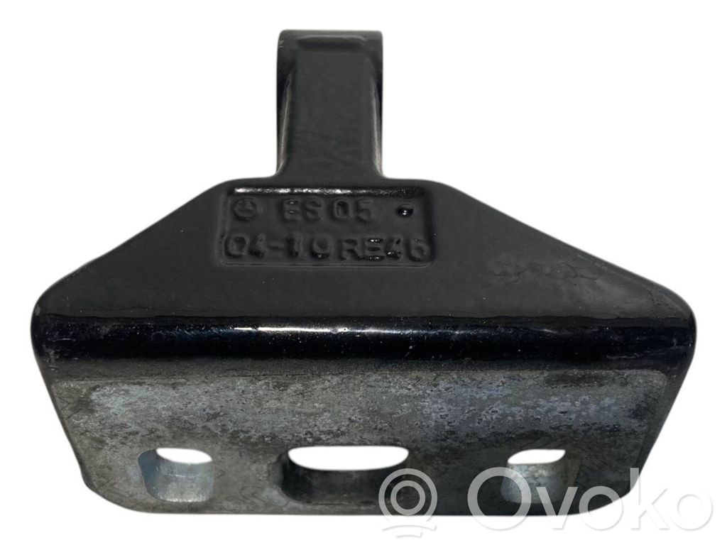 Rear upper hinge