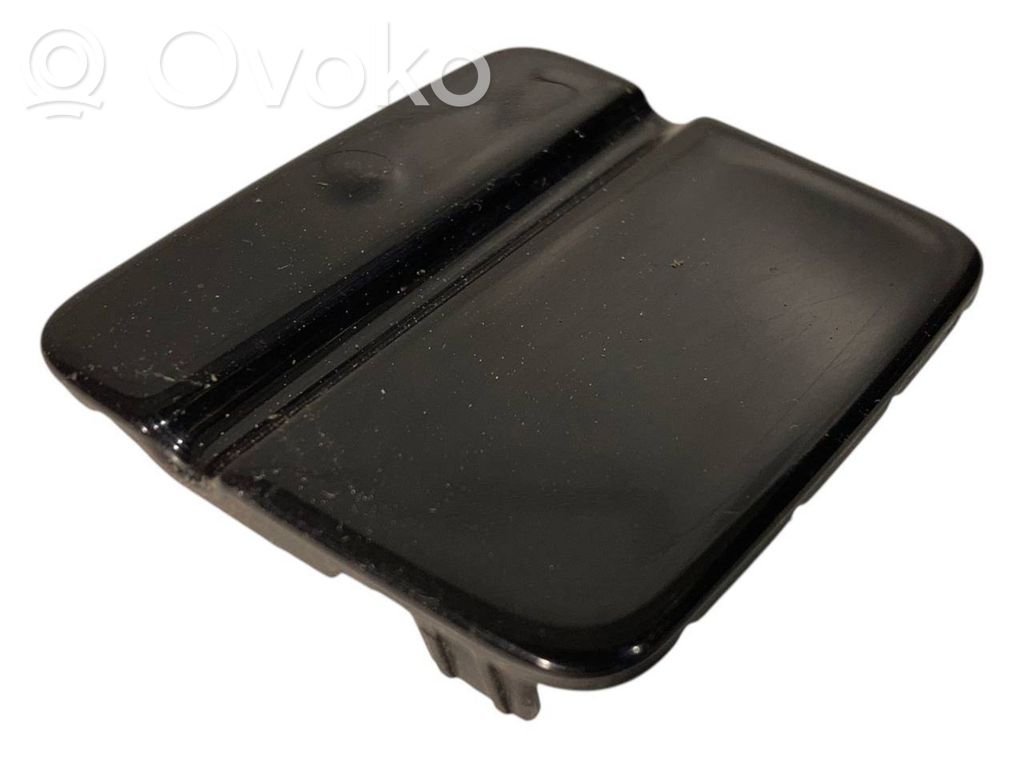 Towbar cover in bumper