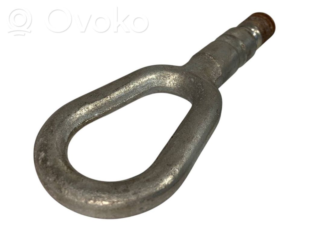 Towing hook