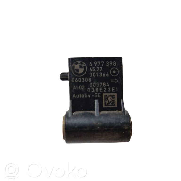 Airbag impact sensor