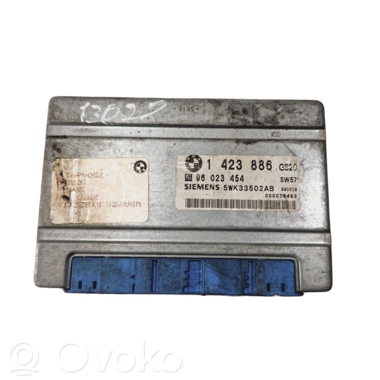 Pārnesumkārbas vadības bloks