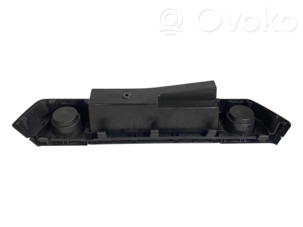 Mantu nodalījums stumbrs