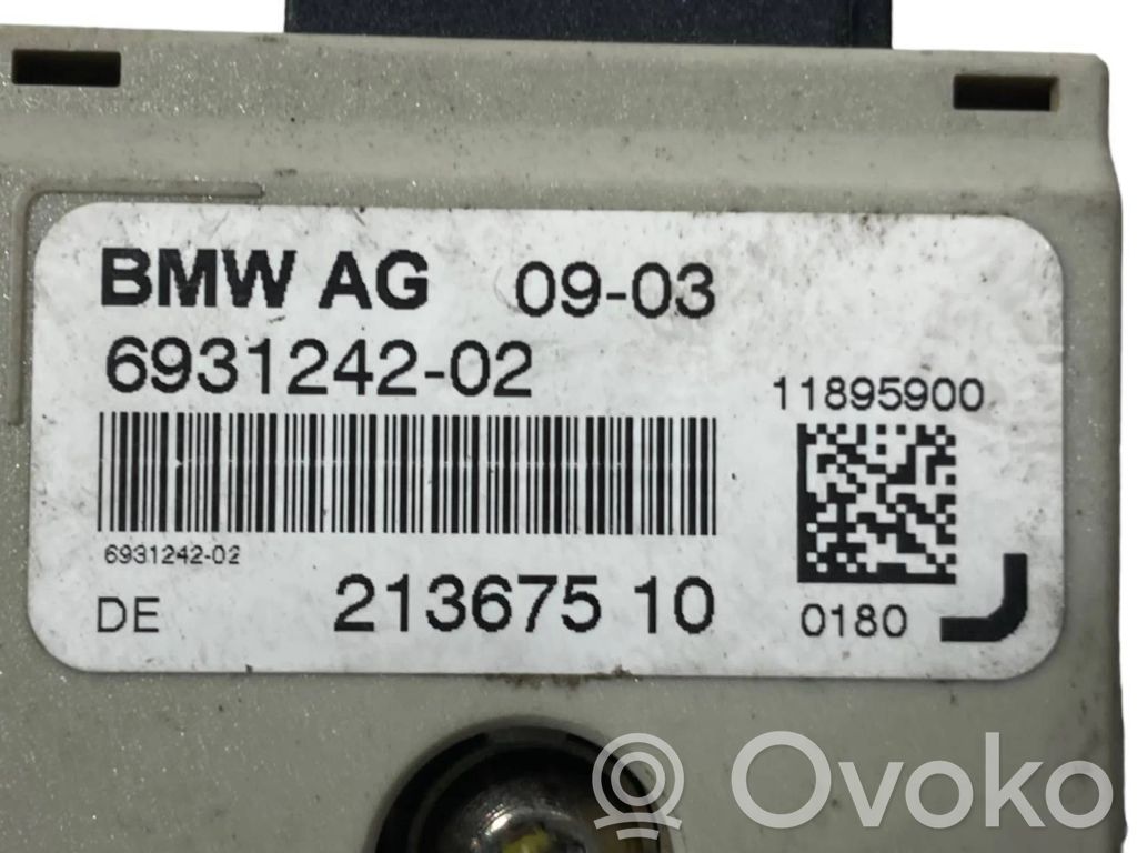Antenna amplifier