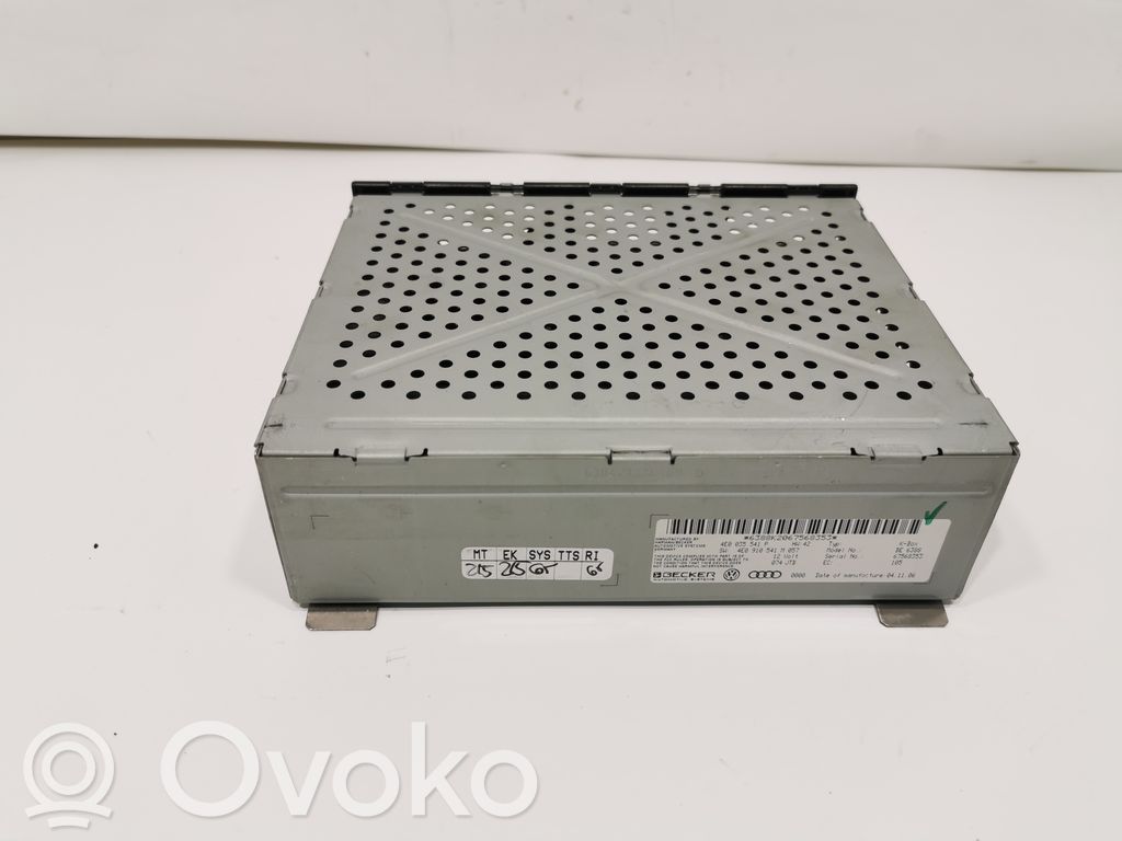 Radio / CD/DVD player / navigation