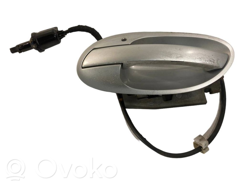 External opening handle