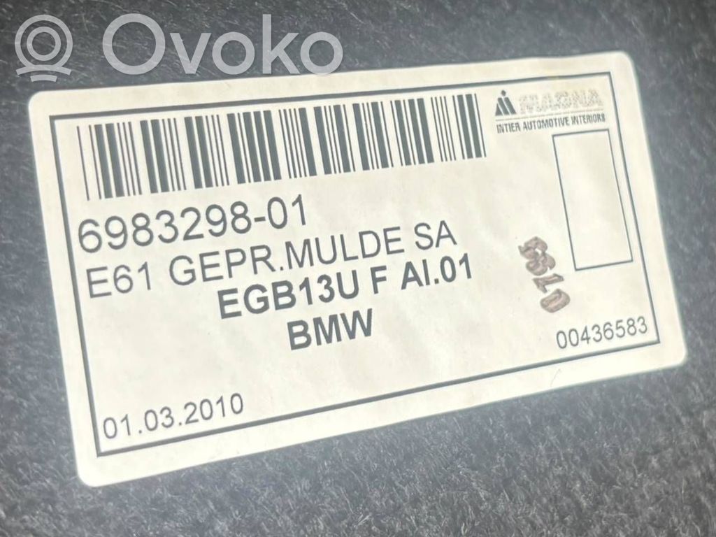 Bagāžnieka grīda / atslēgu komplekta turētājs