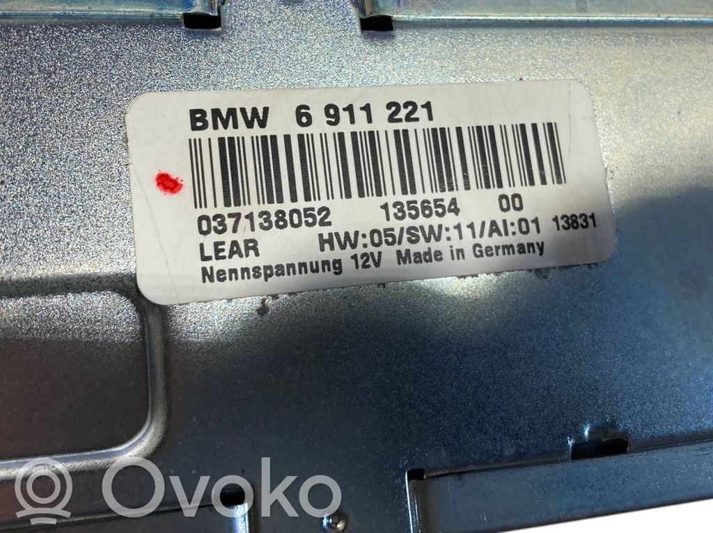 Navigācijas (GPS) vadības bloks