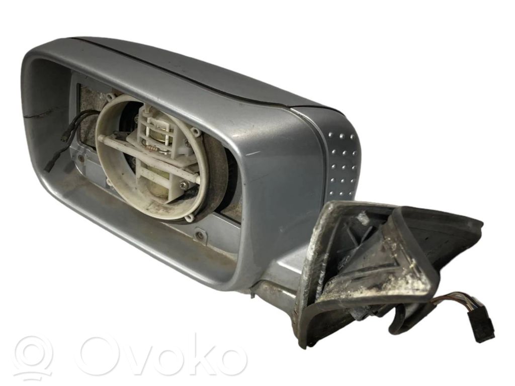 Spogulis (elektriski vadāms)