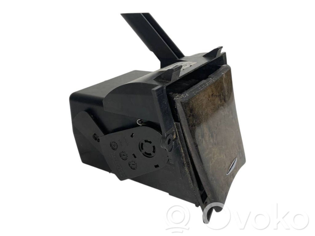 Salona dekoratīvās apdares komplekts