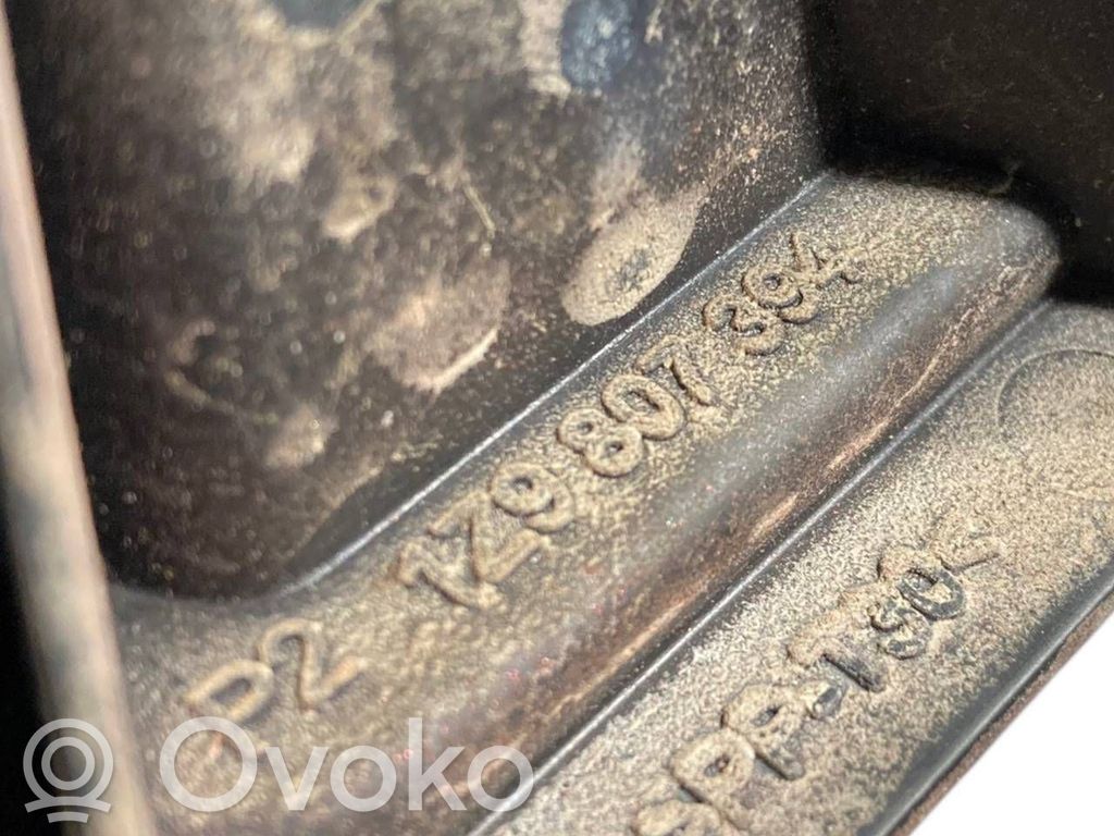 Aizmugurējā bufera montāžas kronšteins