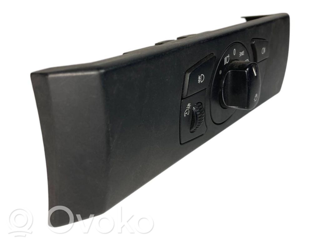 Headlight switch