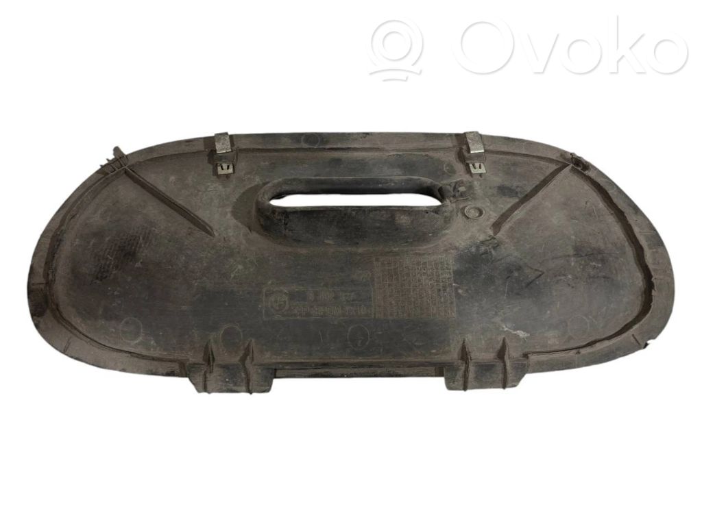Hook decorative cover (in the bumper)