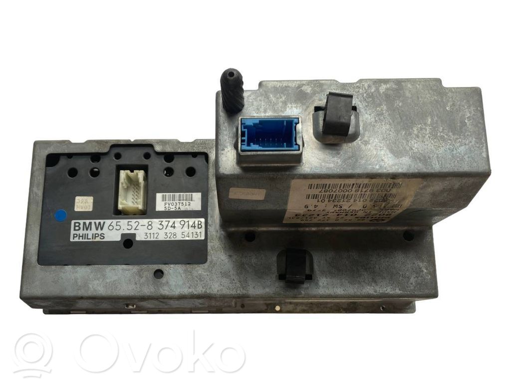 Radio / CD/DVD player / navigation