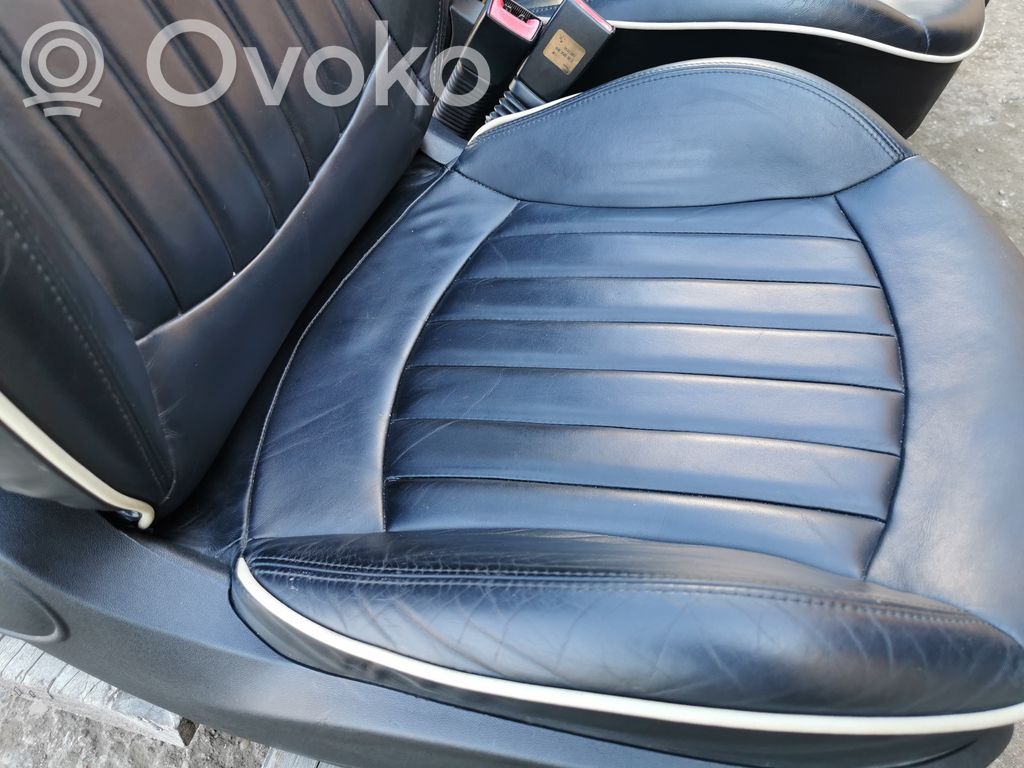 Salona daļu komplekts