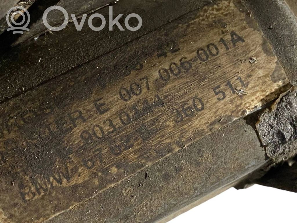Priekšpusē elektriskā loga pacelšanas mehānisma komplekts