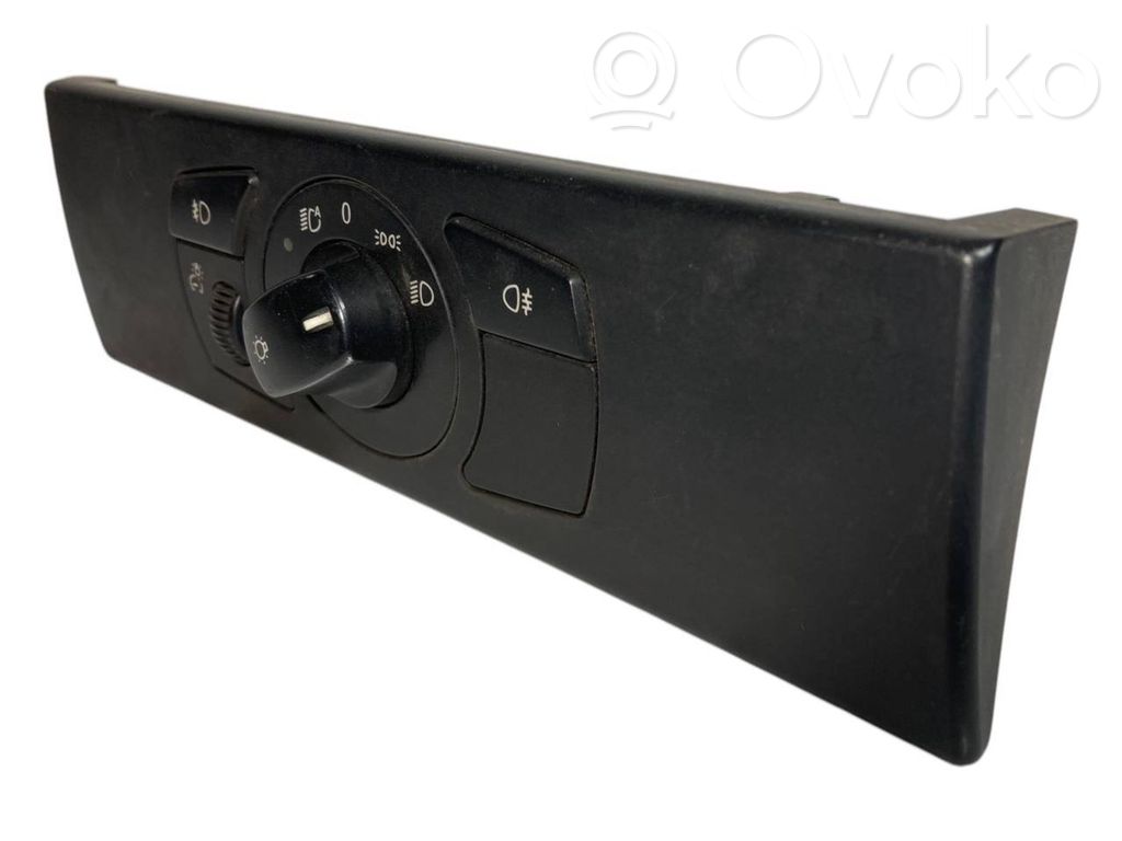 Headlight switch