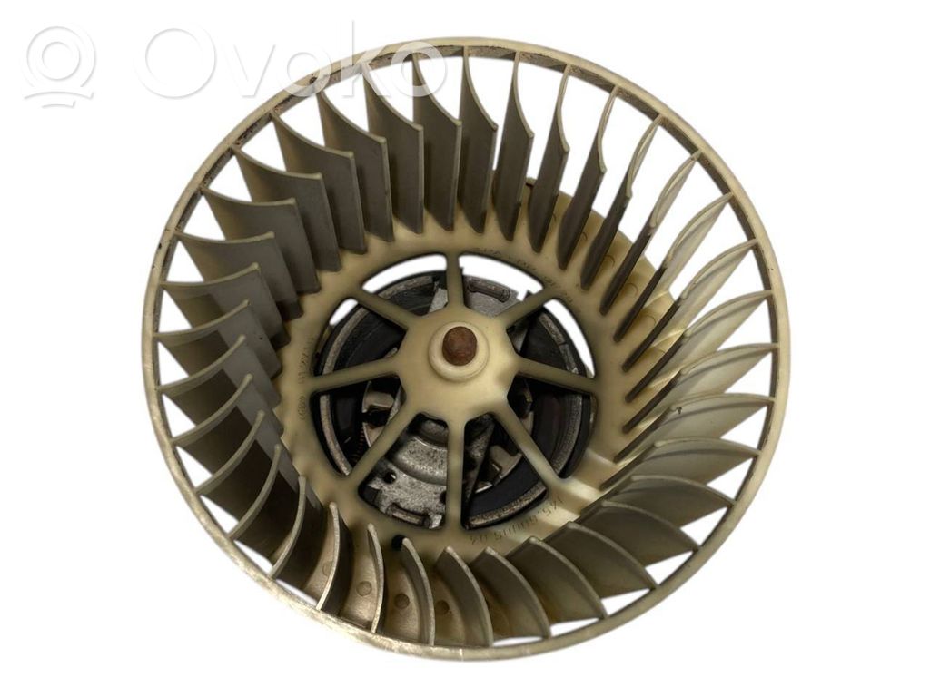 Mazā radiatora ventilators