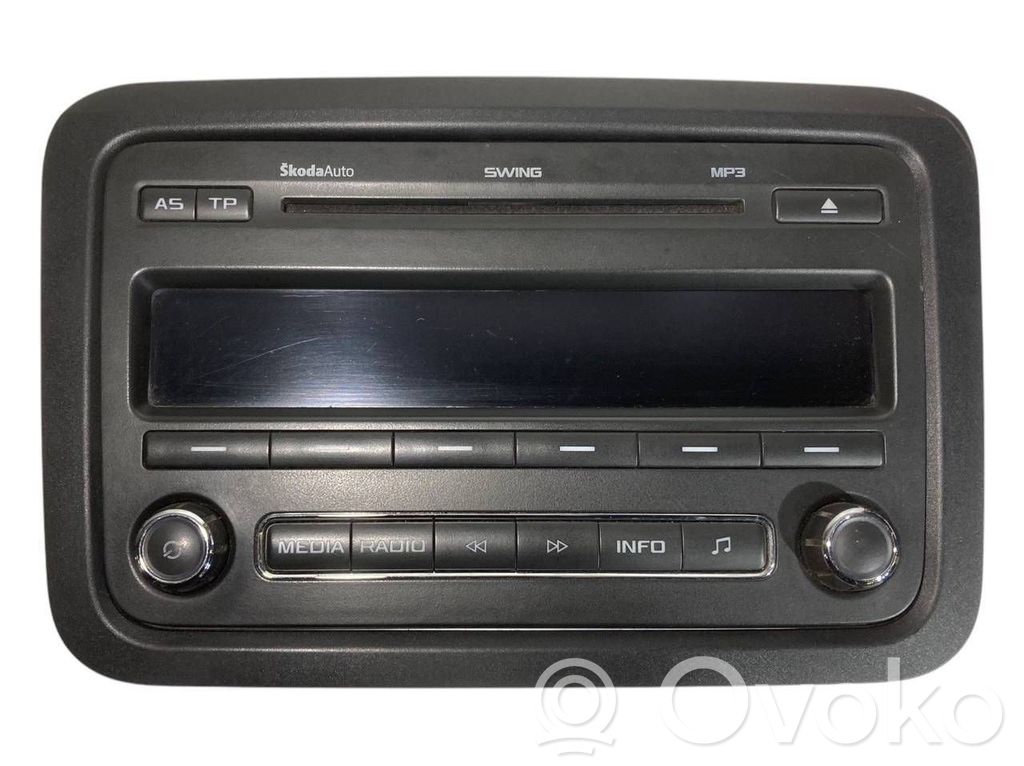 Radio / CD/DVD player / navigation