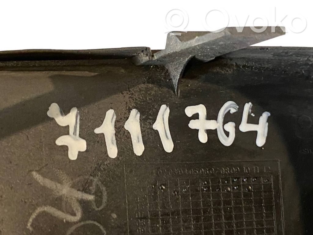 Pretmiglas luktura dekoratīvais režģis