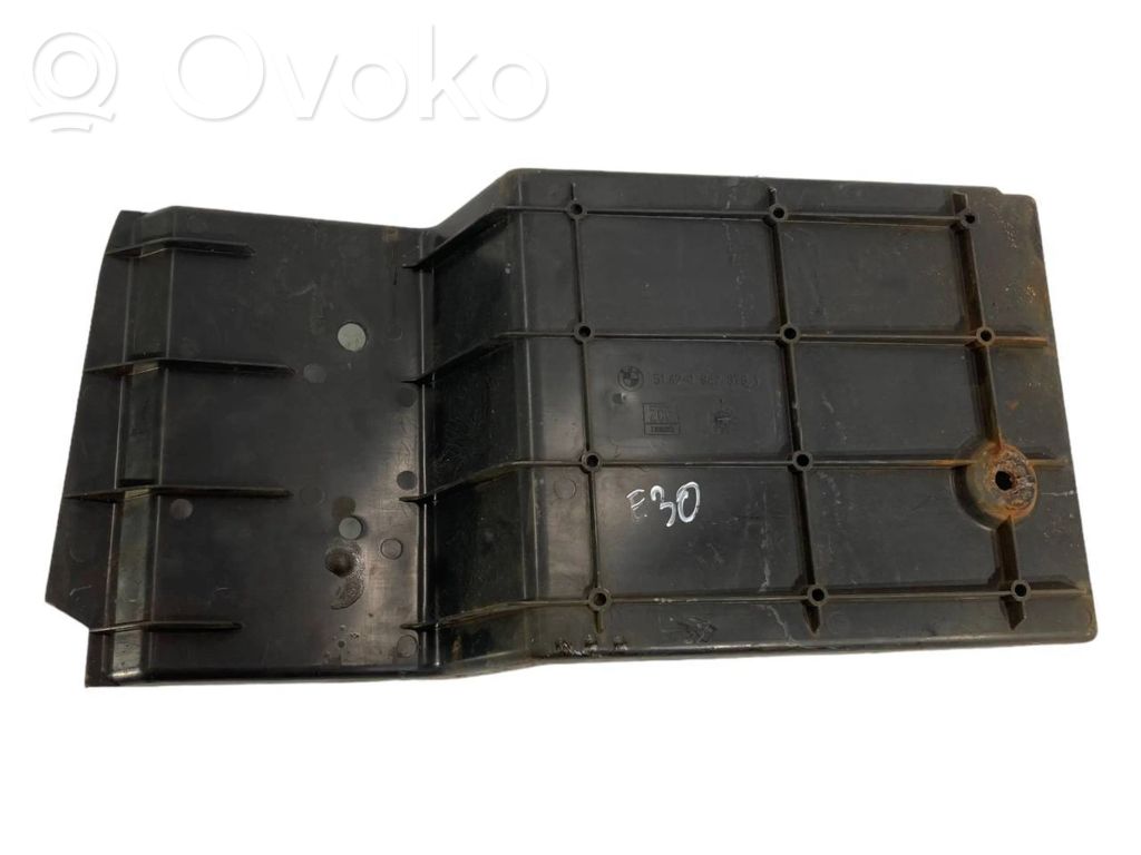 Battery mounting base