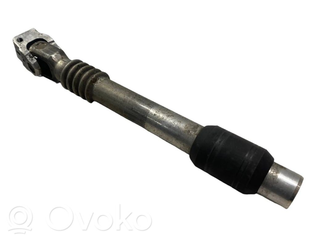 Stūresrata ass krustsavienojums