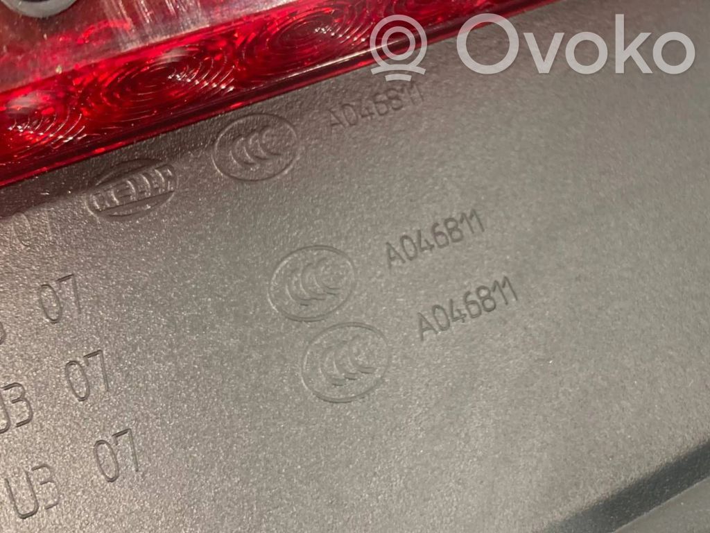 Papildu bremžu signāla lukturis