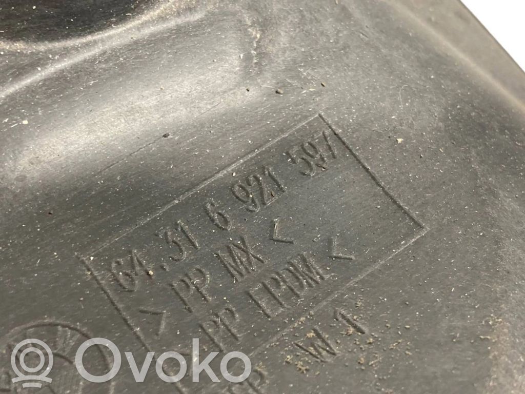 Верхняя часть воздушного микрофильтра