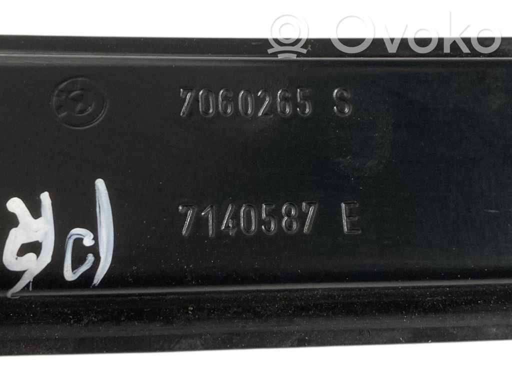 Priekšpusē elektriskā loga pacelšanas mehānisma komplekts