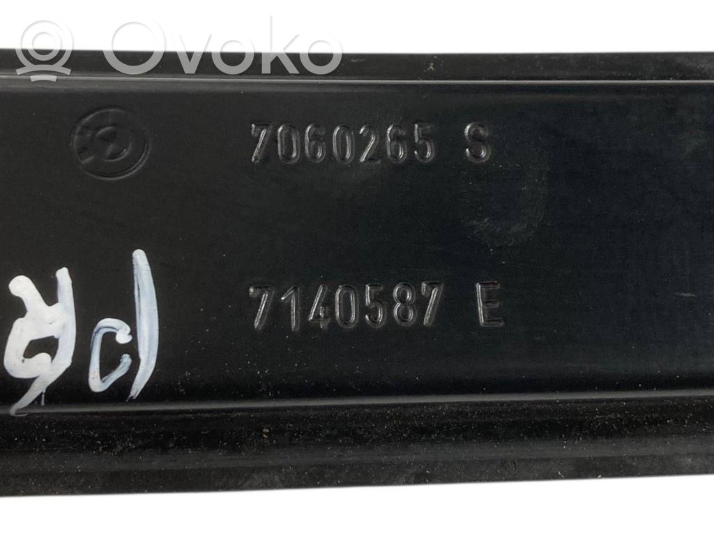 Priekšpusē elektriskā loga pacelšanas mehānisma komplekts