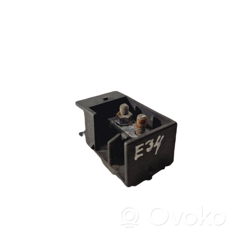 Positive wire connection assembly